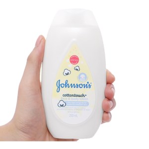 Sữa dưỡng ẩm cho bé Johnson's mềm mịn như bông 200ml