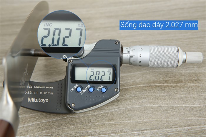 Dao thái inox Delites CW-H031 Màu Nâu