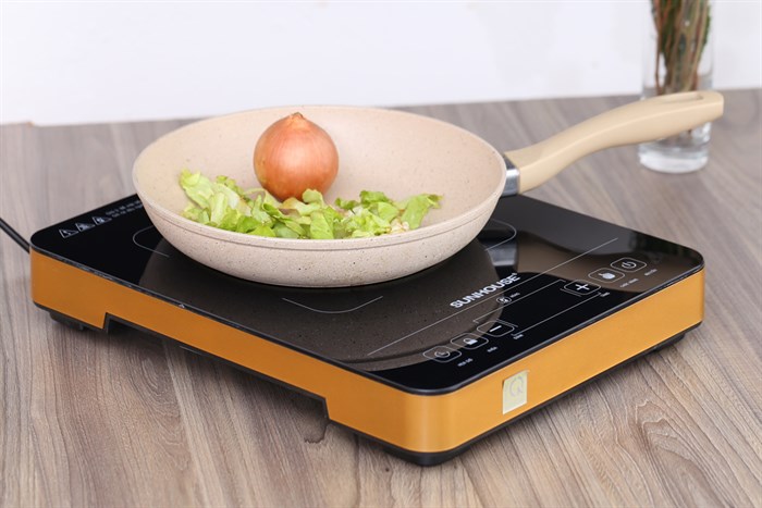 Bếp hồng ngoại Sunhouse SHD 6015 Màu Đen