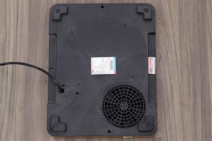 Bếp hồng ngoại Sunhouse SHD 6015 Màu Đen