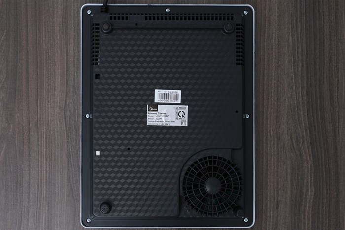 Bếp hồng ngoại Midea MIR-T2018DC Màu Đen