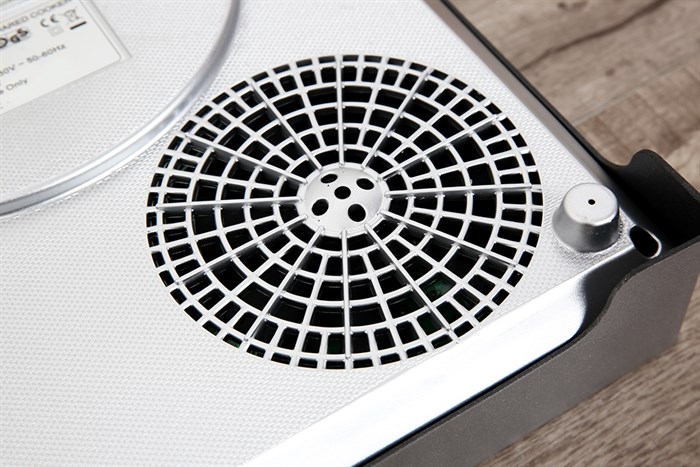 Bếp hồng ngoại Magic A-47 Màu Đen