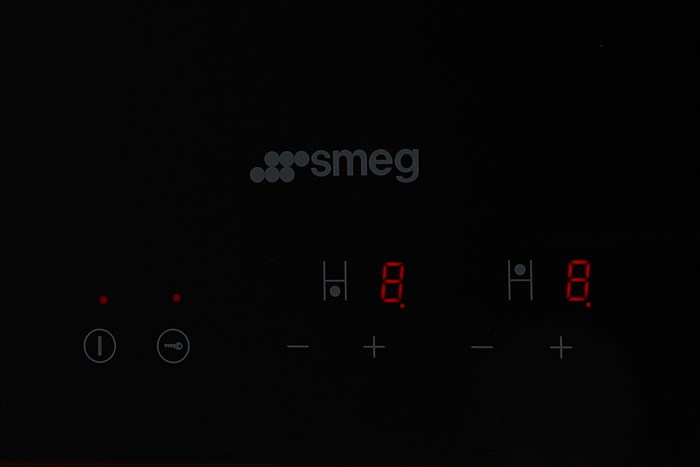Bếp hồng ngoại đôi lắp âm Smeg SE332EB (535.64.241) Màu Đen