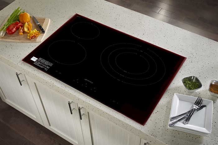 Bếp hồng ngoại 3 vùng nấu lắp âm Smeg SE363ETB (536.64.101) Màu Đen