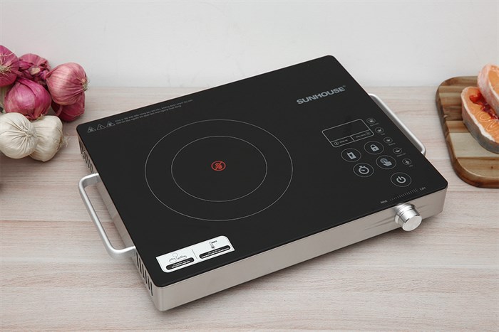 Bếp hồng ngoại đơn Sunhouse SHD 6017(EMC) 2000W Màu Đen