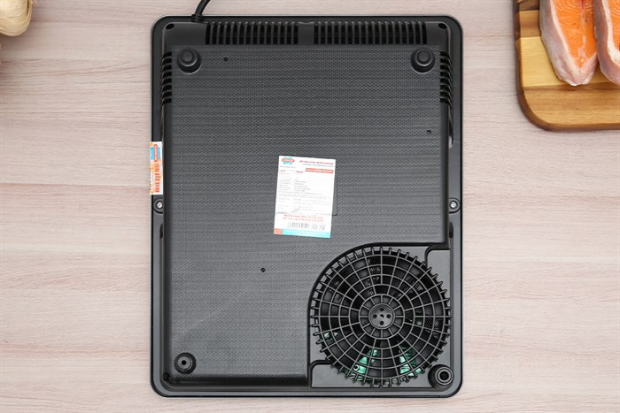 Bếp hồng ngoại đơn Sunhouse SHD 6005(EMC) 2000W Màu Đen