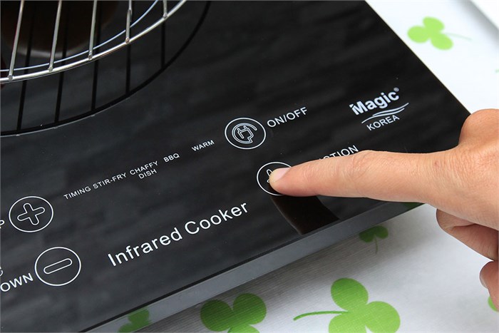Bếp hồng ngoại Magic A33 Màu Đen