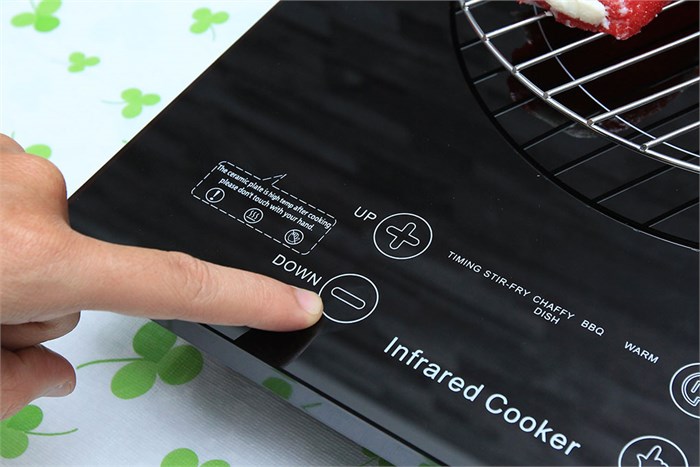 Bếp hồng ngoại Magic A33 Màu Đen