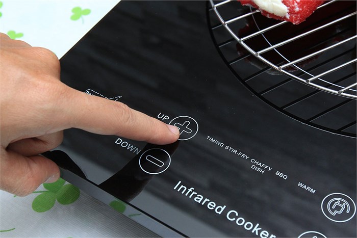 Bếp hồng ngoại Magic A33 Màu Đen