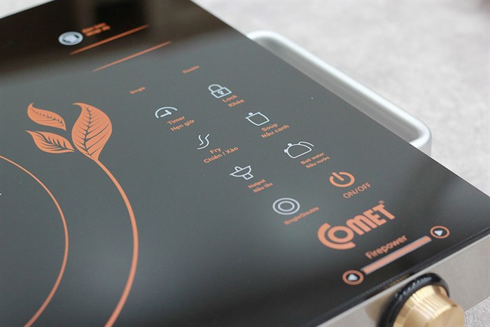 Bếp hồng ngoại Comet CM5558 Màu Đen