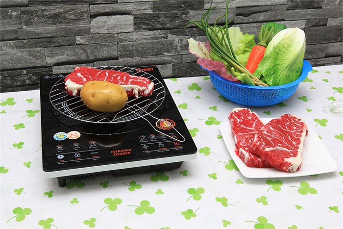 Bếp hồng ngoại Comet CM5536 Màu Đen