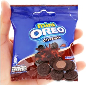 Bánh quy Oreo Mini kem socola gói 20.4g