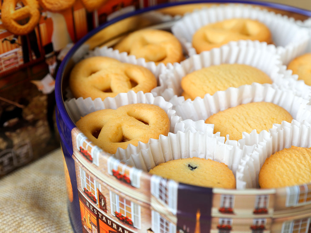 Bánh quy bơ O&T Royal Danish hộp 454g 3