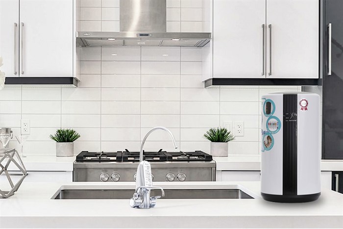 Máy lọc nước RO Korihome WPK-605 6 lõi Màu Trắng - Đen