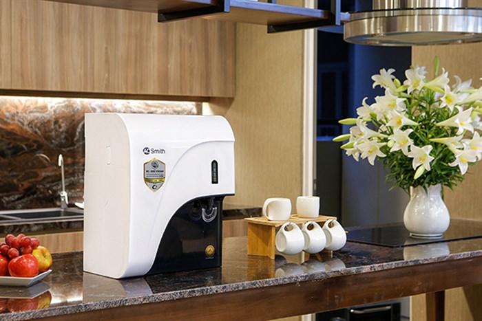 Máy lọc nước RO AOSmith C2 4 lõi Màu Trắng