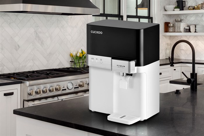 Máy lọc nước RO Cuckoo CP-RRP702MBK 4 lõi Màu Trắng - Đen