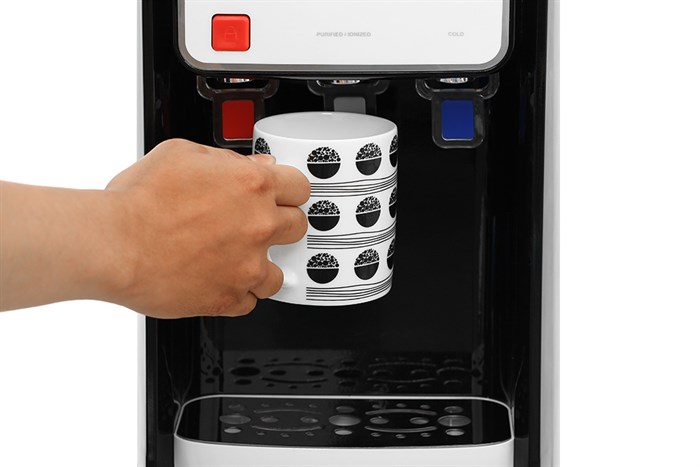 Máy lọc nước điện giải ion kiềm nóng nguội lạnh ROBOT UHC-6711X 4 lõi 7 tấm điện cực Màu Trắng - Đen