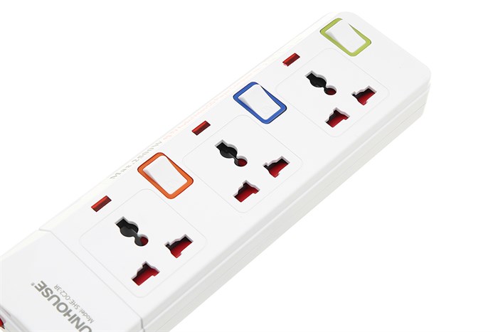 Ổ cắm điện Sunhouse 3 lỗ 2.5m SHE-OC2-3R Màu Trắng