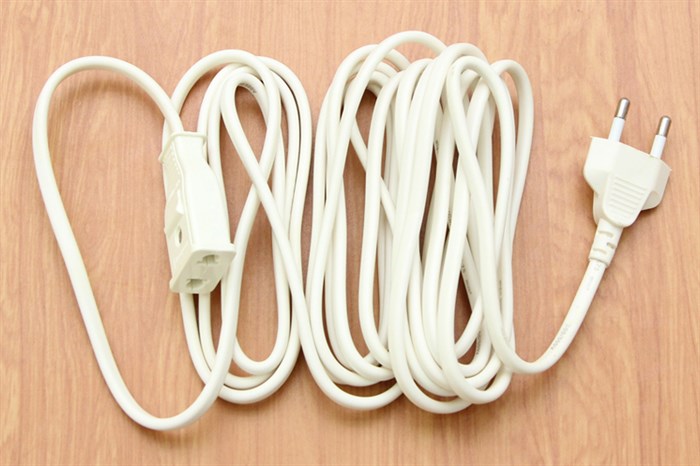 Cáp điện nối dài Điện Quang 5m 2PN Màu Trắng