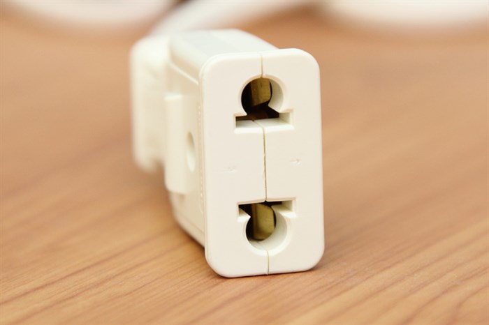 Cáp điện nối dài Điện Quang 5m 2PN Màu Trắng