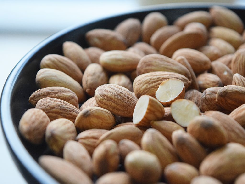 Hạt hạnh nhân Mỹ Your Superfood hủ 450g 11