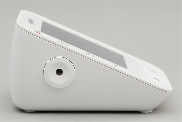 Máy đo huyết áp bắp tay điện tử Yuwell YE660E Màu Trắng