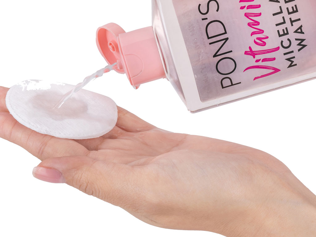 Nước tẩy trang POND'S Vitamin Micellar Water sạch 99% dịu nhẹ không cồn dưỡng sáng da chai 400ml 9