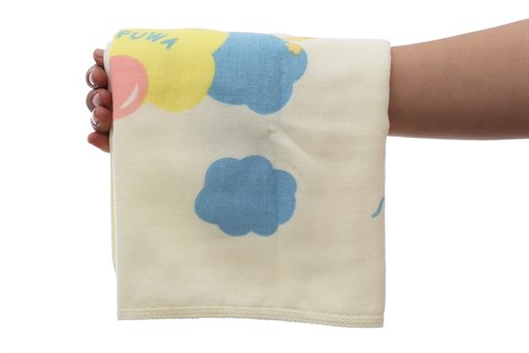 Khăn Mollis sử dụng chất vải cotton hoàn toàn tự nhiên và thân thiện với làn da