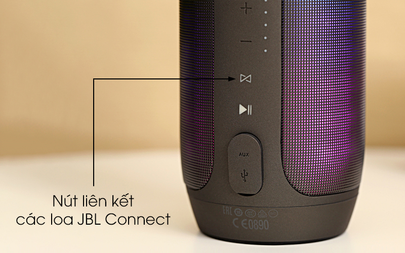 Loa Bluetooth JBL PULSE2BLKAS có thể kết hợp nhiều loa JBL Connect