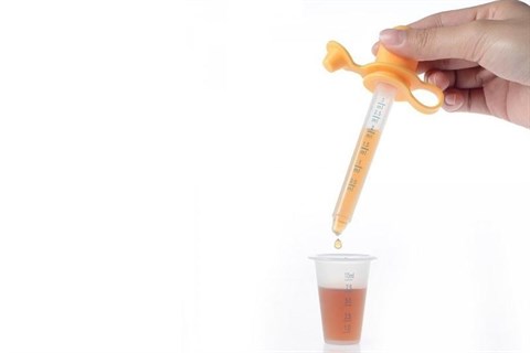 Bộ nhỏ giọt và cốc định lượng Kidsme 210147