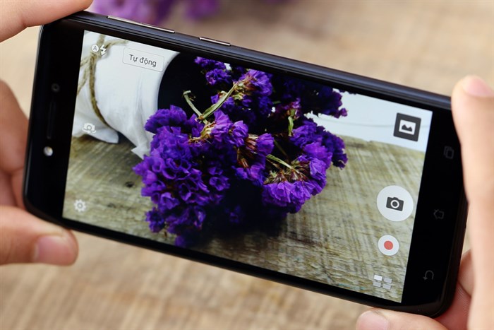 Điện thoại Asus Zenfone Live ZB501KL