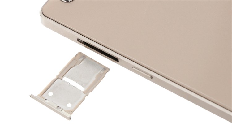 Điện thoại Mobell Nova F7 Pro