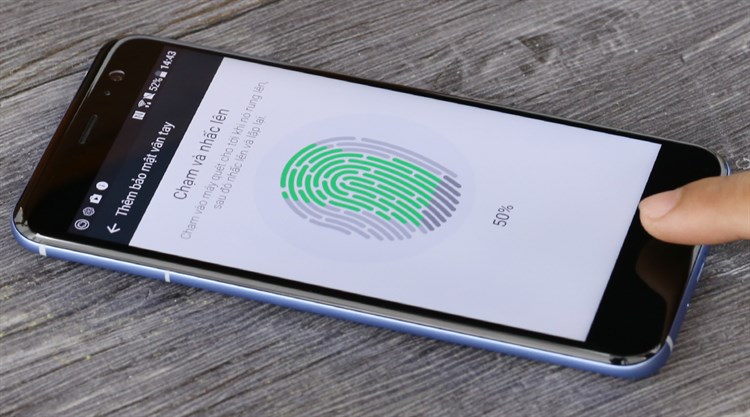 Điện thoại HTC U11