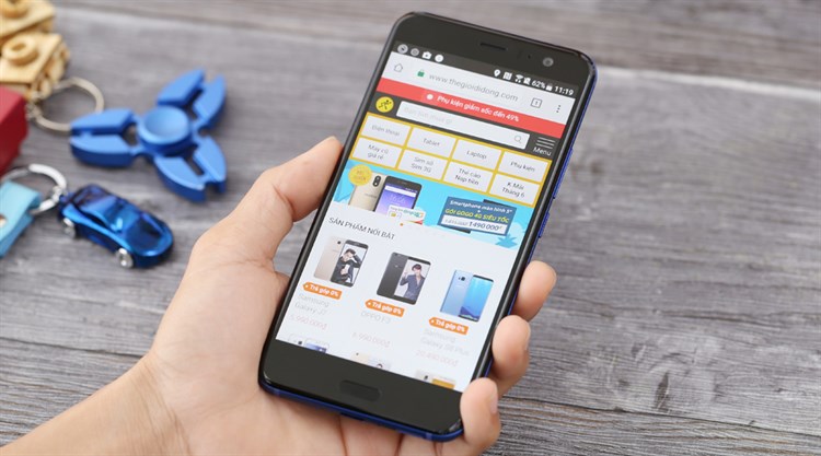 Điện thoại HTC U11