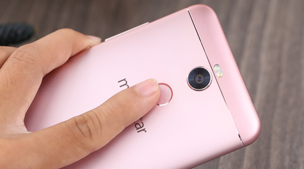 Điện thoại Mobiistar Zumbo J2