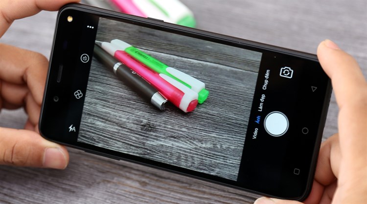 Điện thoại Mobiistar Zumbo S2