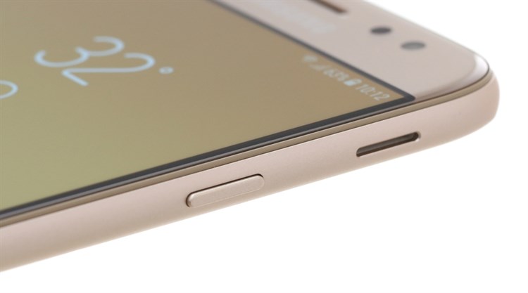 Điện thoại Samsung Galaxy J7 Pro