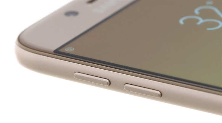 Điện thoại Samsung Galaxy J7 Pro