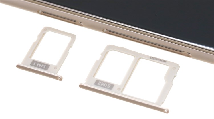 Điện thoại Samsung Galaxy J7 Pro