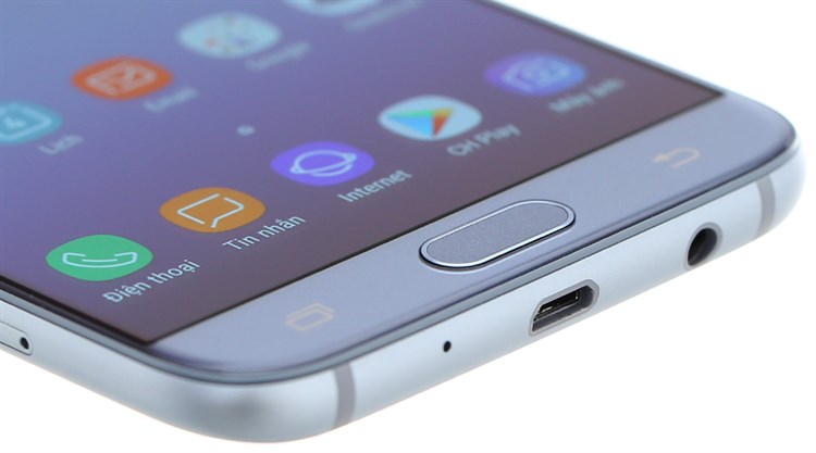 Điện thoại Samsung Galaxy J7 Pro