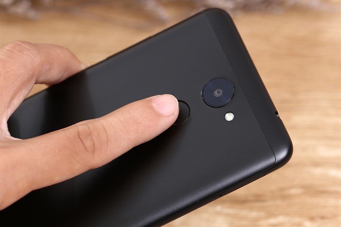 Điện thoại Huawei Y7 Prime