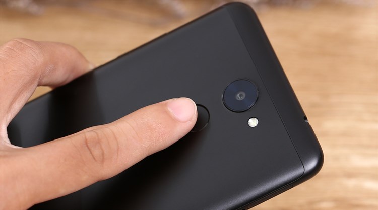 Điện thoại Huawei Y7 Prime