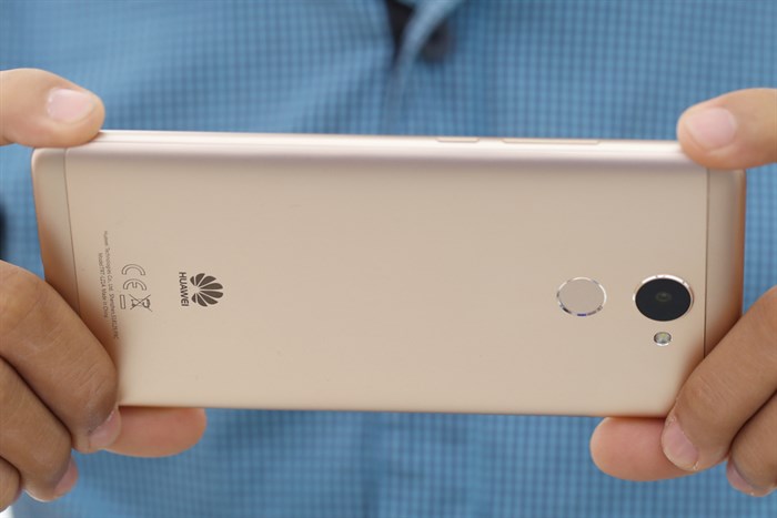 Điện thoại Huawei Y7 Prime