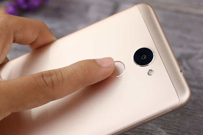 Điện thoại Huawei Y7 Prime