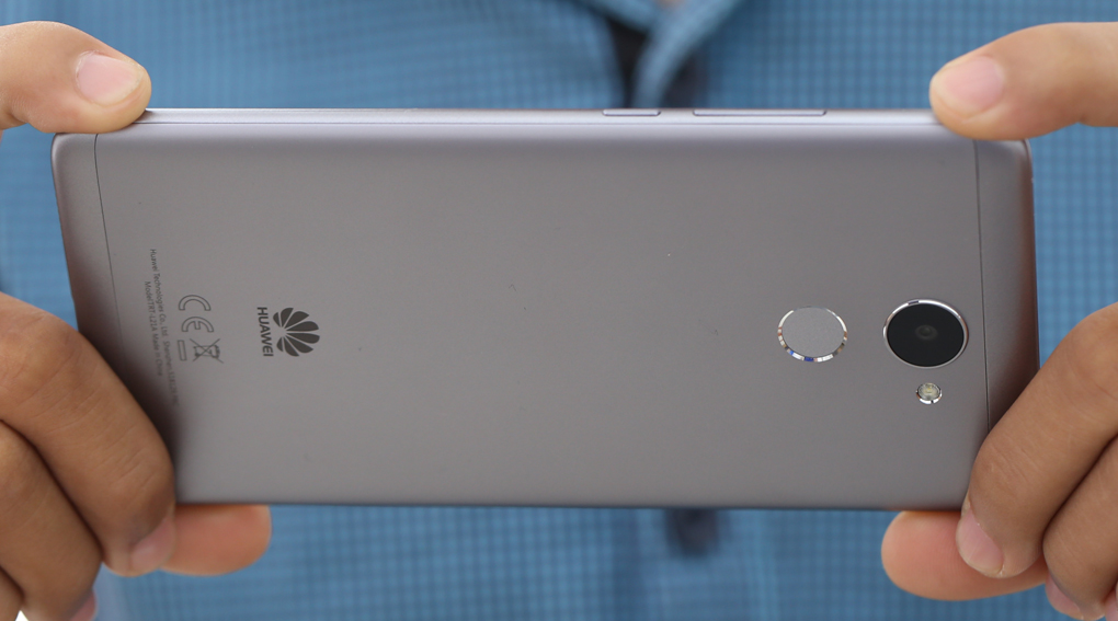 Điện thoại Huawei Y7 Prime