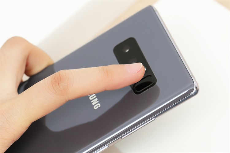 Điện thoại Samsung Galaxy Note 8 Màu Tím nhạt