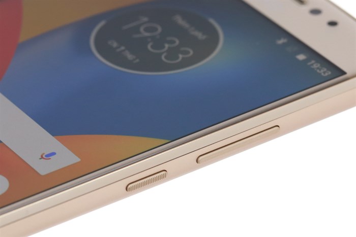 Điện thoại Motorola Moto E4 Plus