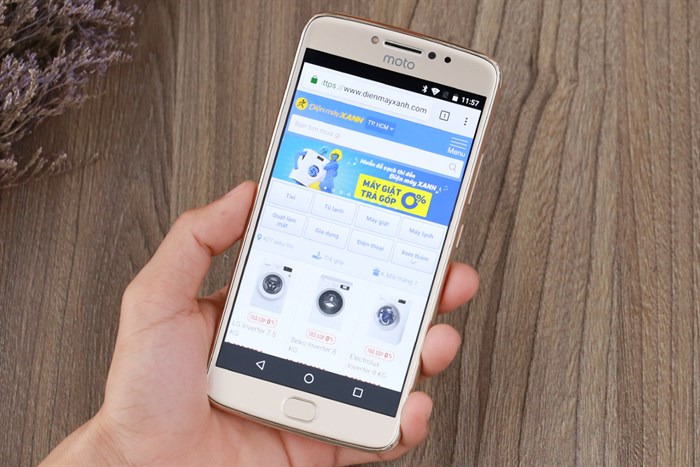 Điện thoại Motorola Moto E4 Plus