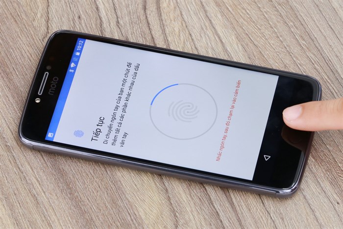 Điện thoại Motorola Moto E4 Plus