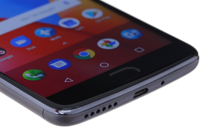 Điện thoại Motorola Moto E4 Plus